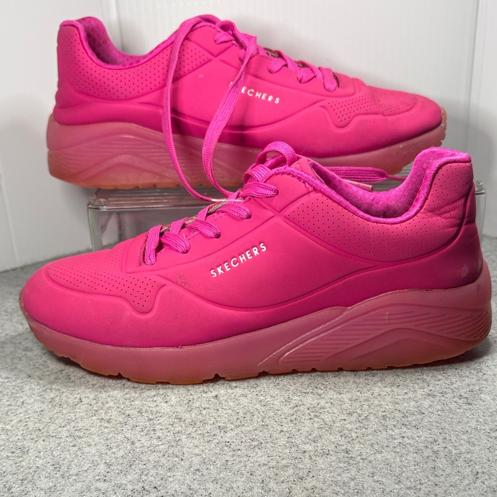 Sketchers all hot pink Women's Pink Athletic Shoes. Eu 38. U.S. 6. Sk4